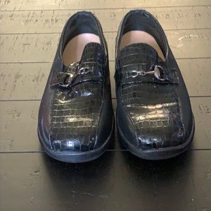 Excellent Preowned Condition Aetrex Shoes Size 7 very comfortable and classy.